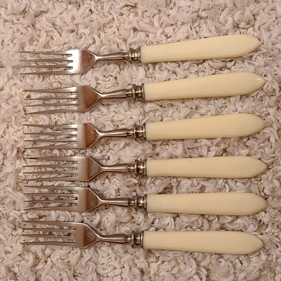 Set of 6 forks and knives - Picture 3 of 10